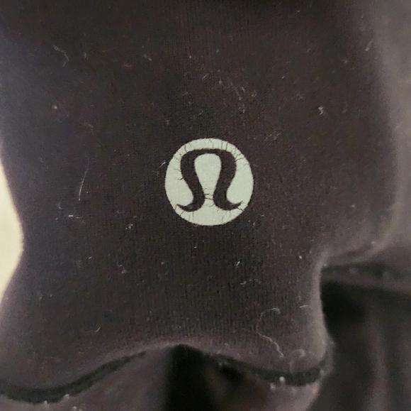 Lululemon Mid-Rise Leggings, Color Black, Size 4 - Picture 2 of 3